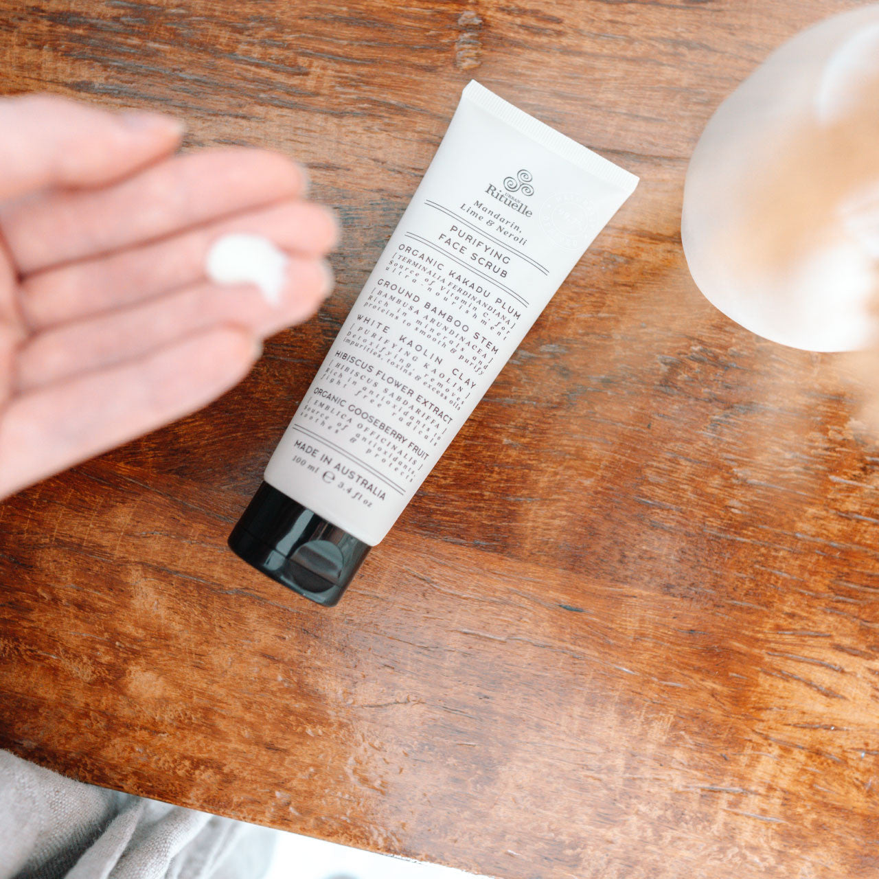 Urban Rituelle Purifying Face Scrub | 100ml